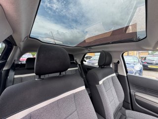 /photos/10221/75db40a3-5b11-b89f-fe93-f7ef2ce2f99d_i320x240.jpg